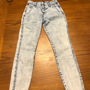 Wild Fable Stone Washed Mom Jeans Size 4